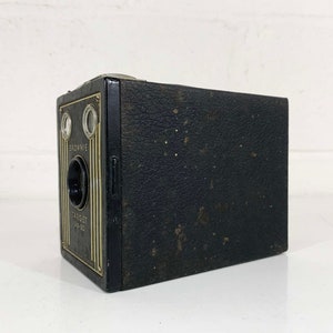 Vintage Kodak Target Six-20 Camera 1930s Art Deco Made in the USA Box Photography Film 30s Antique Bookshelf Shelf Office Decor Target image 4