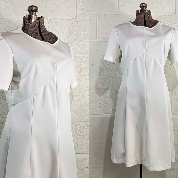 Vintage White Short Sleeve Dress Alternative Wedding Mod Non-Traditional Wedding Gown Mid-Century Bridesmaid 1960s 60s Large