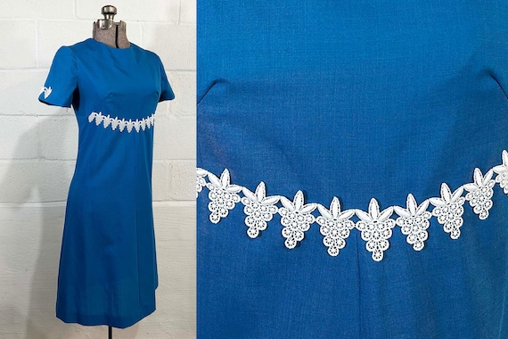 Vintage Mod A-Line Dress Dusty Blue White Lace Trim Short Sleeves 60s Aesthetic Mad Men Twiggy 1960s XS
