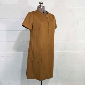 Vintage Brown Shift Dress 60s Mod Tan Coffee Teak 1960s Mini Mod Twiggy Short Sleeve Large XL image 5