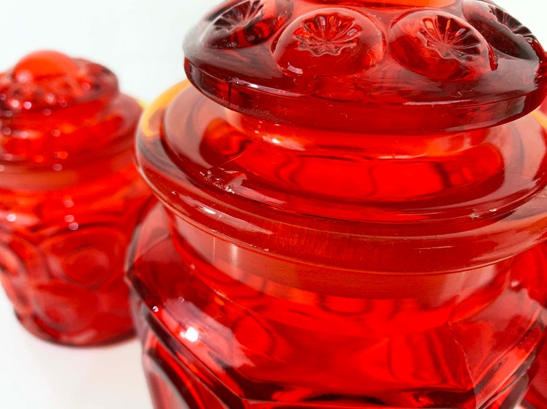 Vintage LE Smith Red Moon & Stars Glass Canisters Set of 4 Kitchen Canister Food Storage MCM Glassware 1960s Retro Cookie Jar image 7