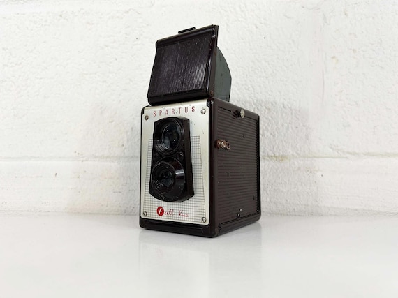 Vintage Spartus Full Vue Camera Twin-Lens Reflex 1960s 1950s Plastic Toy Camera Film
