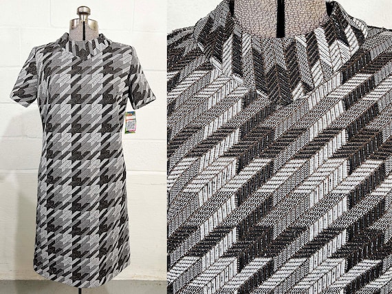 Vintage Shift Dress Pomette Chevron Herringbone Knit Short Sleeve Mod Black Brown White Scooter 1960s Medium
