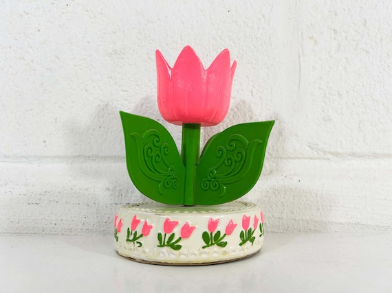 Vintage Hallmark Pink Tulip Candle Holder Musical Rotating Flower Mod Mid-Century MCM Cute Kitsch Kawaii Made in Japan 1970s 1960s