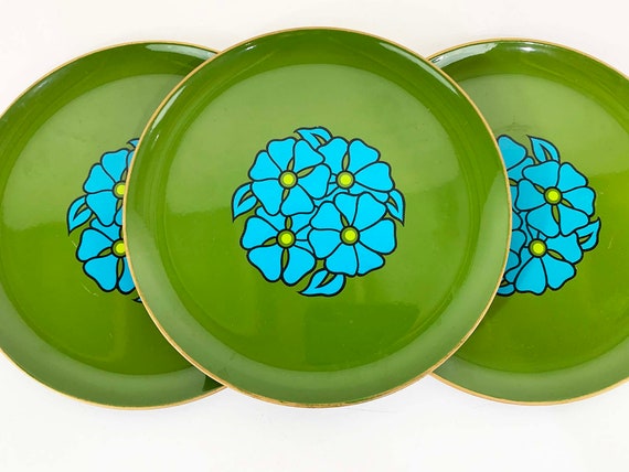 Vintage Plastic Flower Power Plates Set of 3 1960s 1970s Avocado Green Blue Small Lacquer Mid-Century MCM Japan CTO