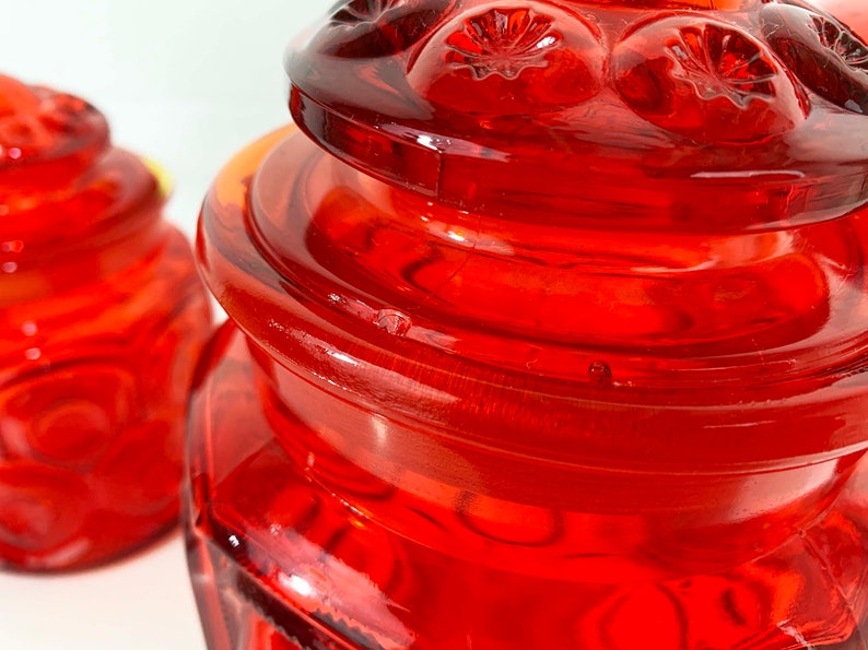 Vintage LE Smith Red Moon & Stars Glass Canisters Set of 4 Kitchen Canister Food Storage MCM Glassware 1960s Retro Cookie Jar image 6