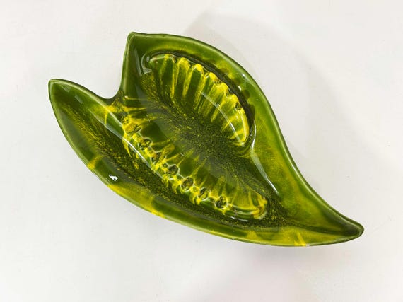 Vintage Atomic Green Ashtray Bowl Dish MCM Mid-Century Ceramic 1960s 1970s
