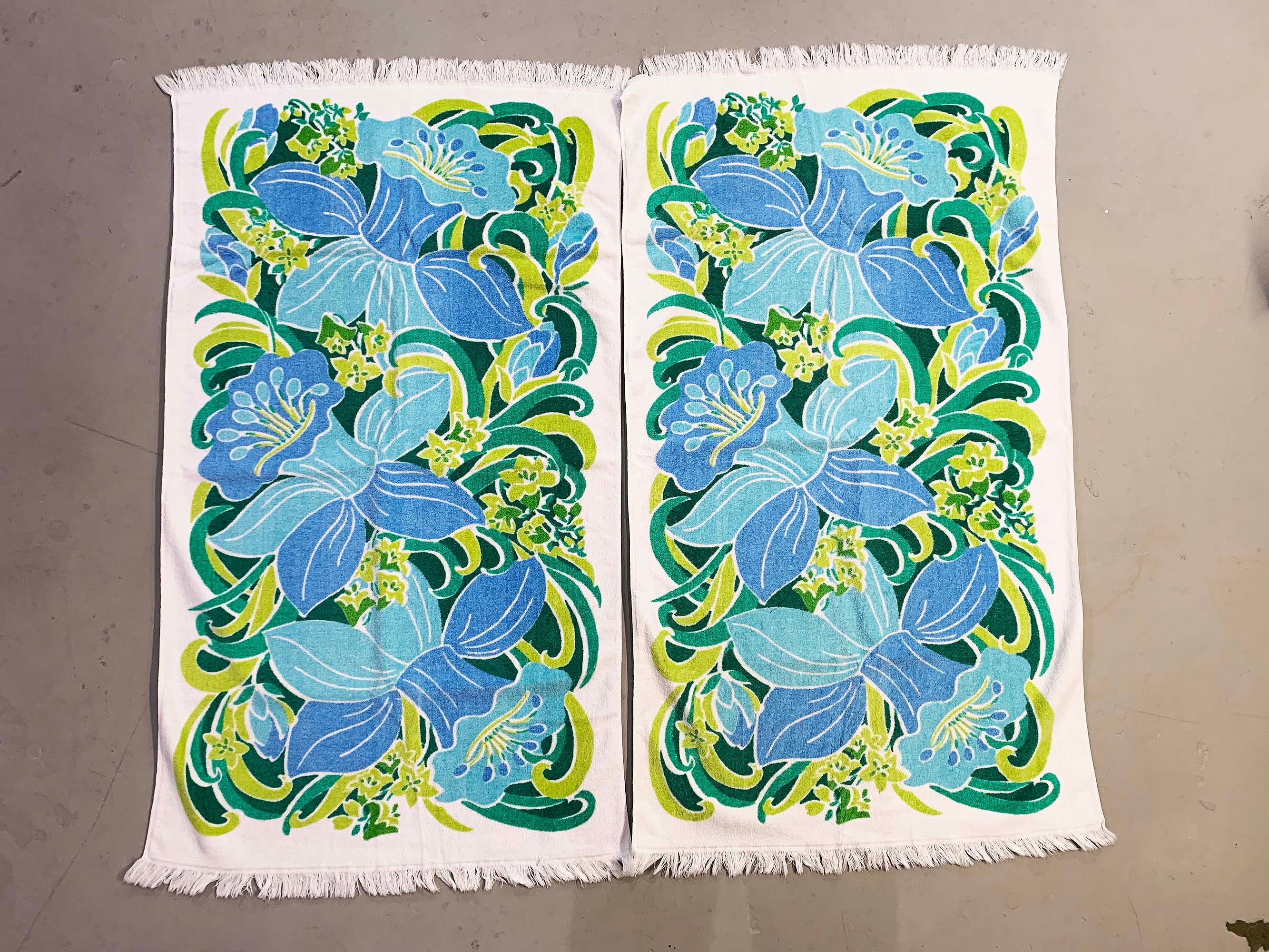 Vintage Pierre Cardin Bath Towels Set of 2 Bathroom Decor Blue Foral