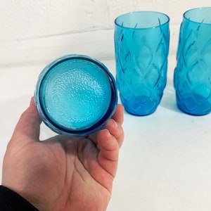 Vintage Aqua Blue Glasses Teal Water Glass Mid-Century Glassware Set of 3 Dopamine Anchor Hocking Diamond Madrid Pattern 1970s 70s image 6