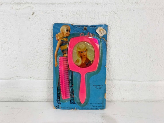 Vintage Barbie Vanity Set Comb Hand Mirror Circa 1970 Retro Mid-Century Dopamine Decor Pink Cute Kawaii 1974 70s Deadstock NOS