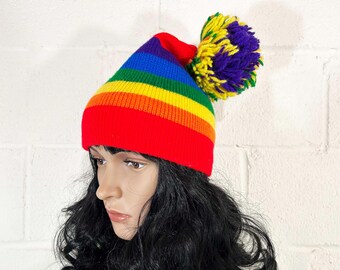 Vintage White Knit Beanie With Multi-Color Stripes & Pom 1980\'s Rainbow LBGTQ White 90s Rasta Striped Beanie – Ragstock main image 2