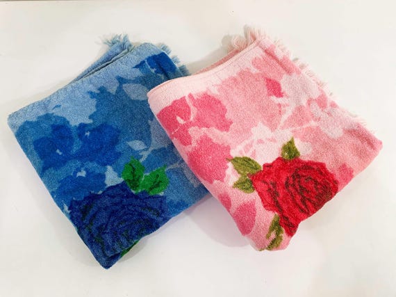 Vintage Bath Towel Set of 2 Bathroom Decor Pink Blue Cannon Rose Floral Flowers Towels 1960s 1950s Terry Terrycloth Colorful Retro Home