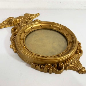 Vintage Syroco Eagle Porthole Frame Glass Man Cave Rustic Mantique Retro Federal Americana Gold 1970s 70s zdjęcie 3