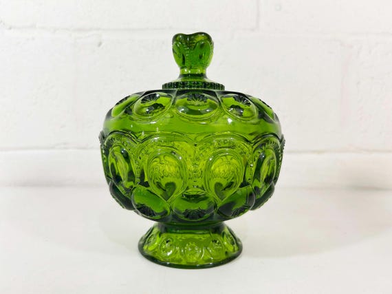 Vintage Green Glass Candy Dish: LE Smith Moon & Stars Lidded Pedestal Box