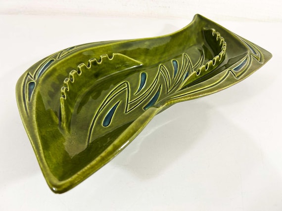 Vintage Large Atomic Green Ashtray Bowl Dish MCM Mid-Century Ceramic California Pottery USA 532 1960s