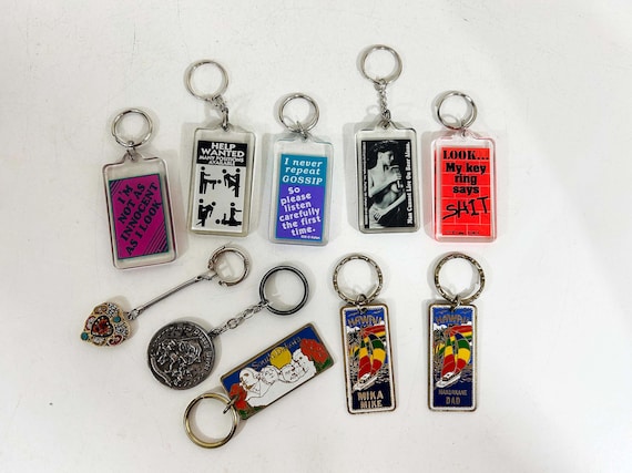 Vintage Souvenir Keychains   Sold Individually   Funny Gift Stocking Stuffer 1990s Y2K Walt Disney World South Dakota Italy Hawaii Souvenir