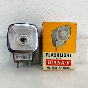 Vintage Diana Camera Flash in Original Box 1960s Toy Plastic Lomography Diana F Flashlight 162A Medium Blue 162B