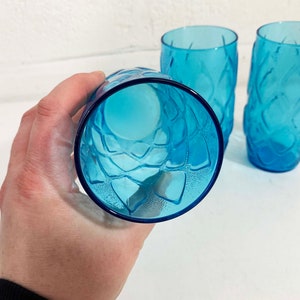 Vintage Aqua Blue Glasses Teal Water Glass Mid-Century Glassware Set of 3 Dopamine Anchor Hocking Diamond Madrid Pattern 1970s 70s image 7