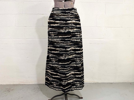 Vintage Heavyweight Maxi Skirt Animal Abstract Pr… - image 2