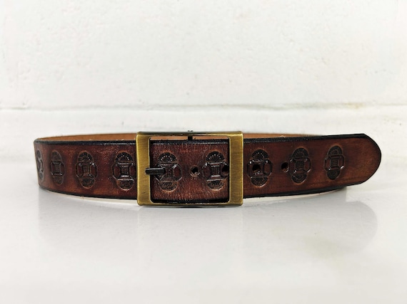 Vintage Stamped Leather Belt Unisex Western Cowgirl Cowboy Rockabilly Country Southwestern Embossed Brass Metal Patina Buckle Latitan 1970s