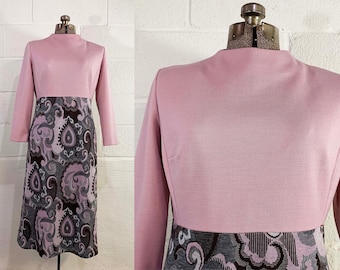 Vintage Pink Paisley Midi Dress: 1970s Mod Gray Knit Medium Large