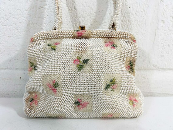 Vintage Lumured Floral Beaded Purse 1950s Petite Bag Evening Handbag Wedding Kisslock