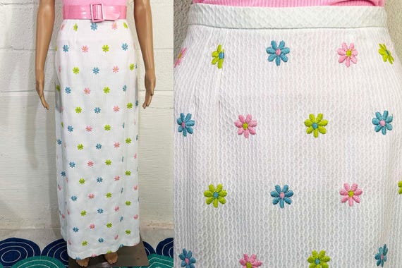 Vintage Floral Maxi Skirt Flower Power Embroidered Flowers Daisy Mod Hippy Long Midi Young Dimensions Saks Fifth Avenue 1960s 60s Small XS