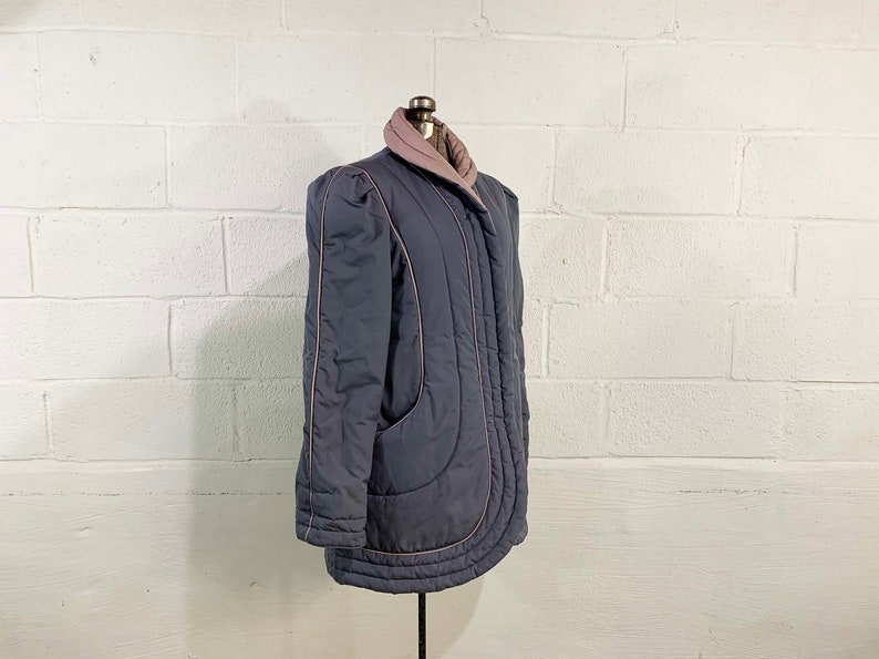 Vintage Winter Coat Puffy Puffer Pink Taupe Quilted Lined Duffle Jacket Hipster Cozy Purple Puff Sleeves Mulberry Street Large 1980s image 6