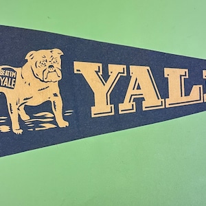 1950's Vintage Yale Bulldogs Ivy League College University
