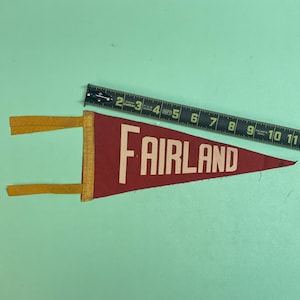 Vintage 1950&#39;s fairland  mini Pennant Flag Banner 5x11.5 inches
