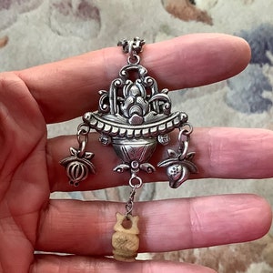 Antique Chinese Silver Necklace, birds and flowers repousse, lovely piece. Qing Dynasty
