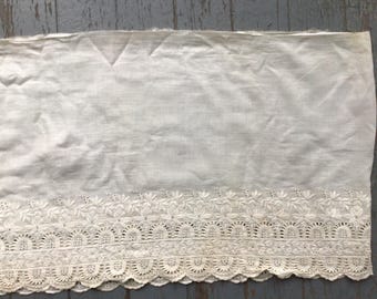 Painel antigo com bordado branco, século XIX