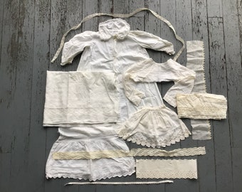 Blanchisseries et garnitures antiques pour bébé, début des années 1900, pour travaux manuels, poupée, etc.