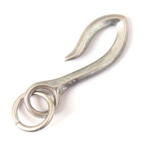 日本製オリジナルデザイン マットニッケルシルバー真鍮製 釣り針型キーフックチェーン 日本製 高品質 しっかりした革工芸品 ハードウェア モデル-C