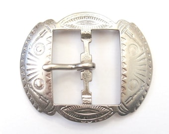 Cinturón de cuero con hebilla ovalada de alpaca mate con motivo azteca indio, 40 mm de ancho, estilo vintage, cinc fundido, tachonado, tallado, estilo occidental ahumado, Sumi's Store