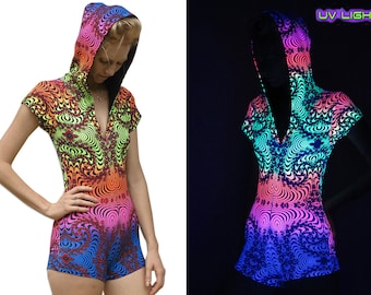 Body psichedelico, abbigliamento Psy 'Rainbow Fractal', abbigliamento Goa. UV attivo, body donna, body rave, tutina con cappuccio, set festival