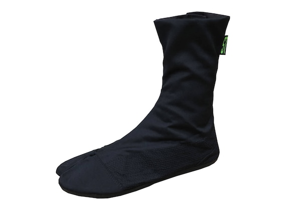 Comfortable Tabi Boots. Vegan Boots With Flat Sole. Black Ninja