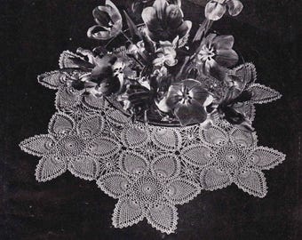 Vintage 40s doily pattern | Crochet vintage lace doily | pdf file | Pineapple crochet | vintage 40s doily | Lacework vintage