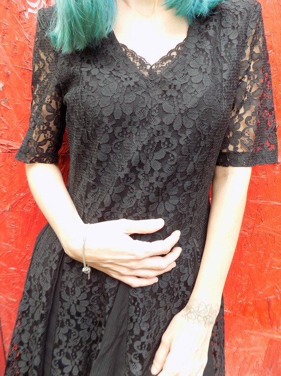 Vintage Black Witch Medieval Goth Long Lace Dress - image 8