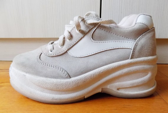 Vintage 90's White/Gray Leather Platform Sneakers - image 2