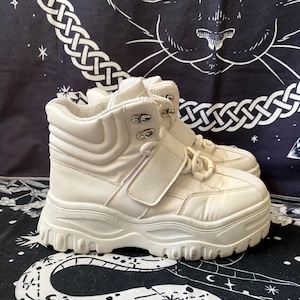 Y2K White Platform Sneakers