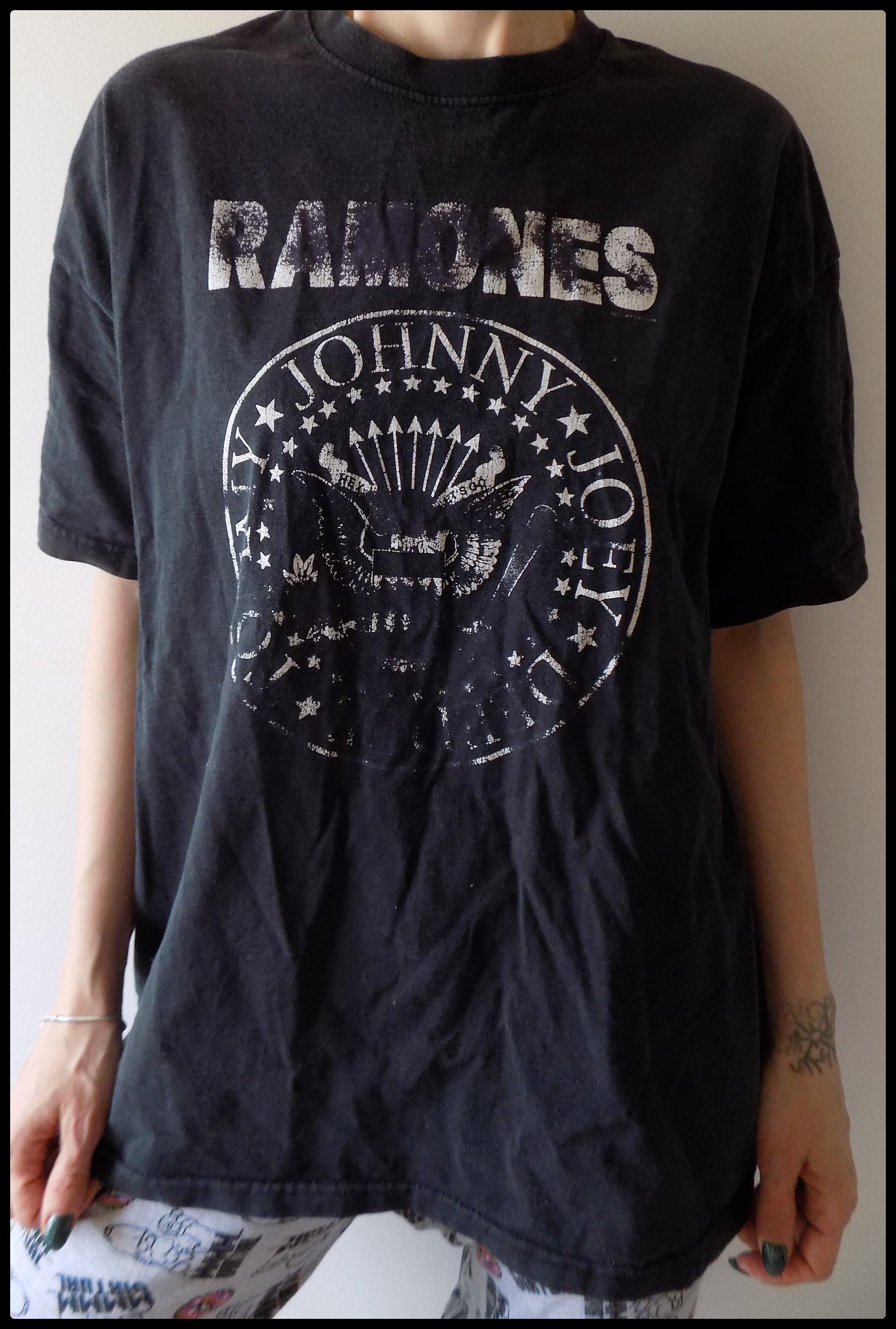 Vintage 00's Ramones T-shirt Hey Ho Lets Go - Etsy