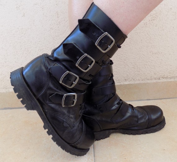 combat boots punk