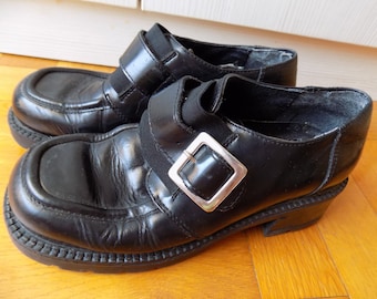 Post Dark Punk Dockers Shoes/Vintage 90&#39;s Chunky Punk shoes