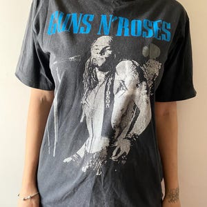 90年代のヴィンテージガンズアンドローゼスTシャツ - Etsy 日本