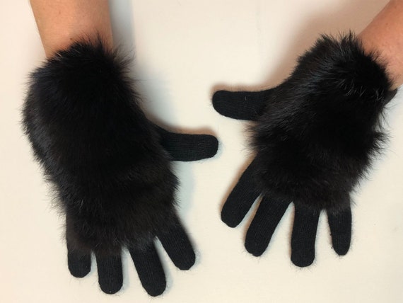 chinchilla fur gloves