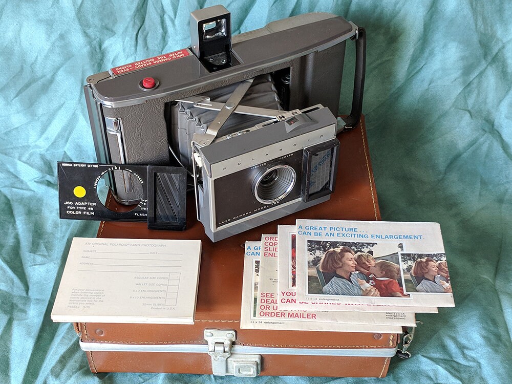 激安通販 Camera Land Polaroid Vintage Model Brown Original J66 デジタルカメラ