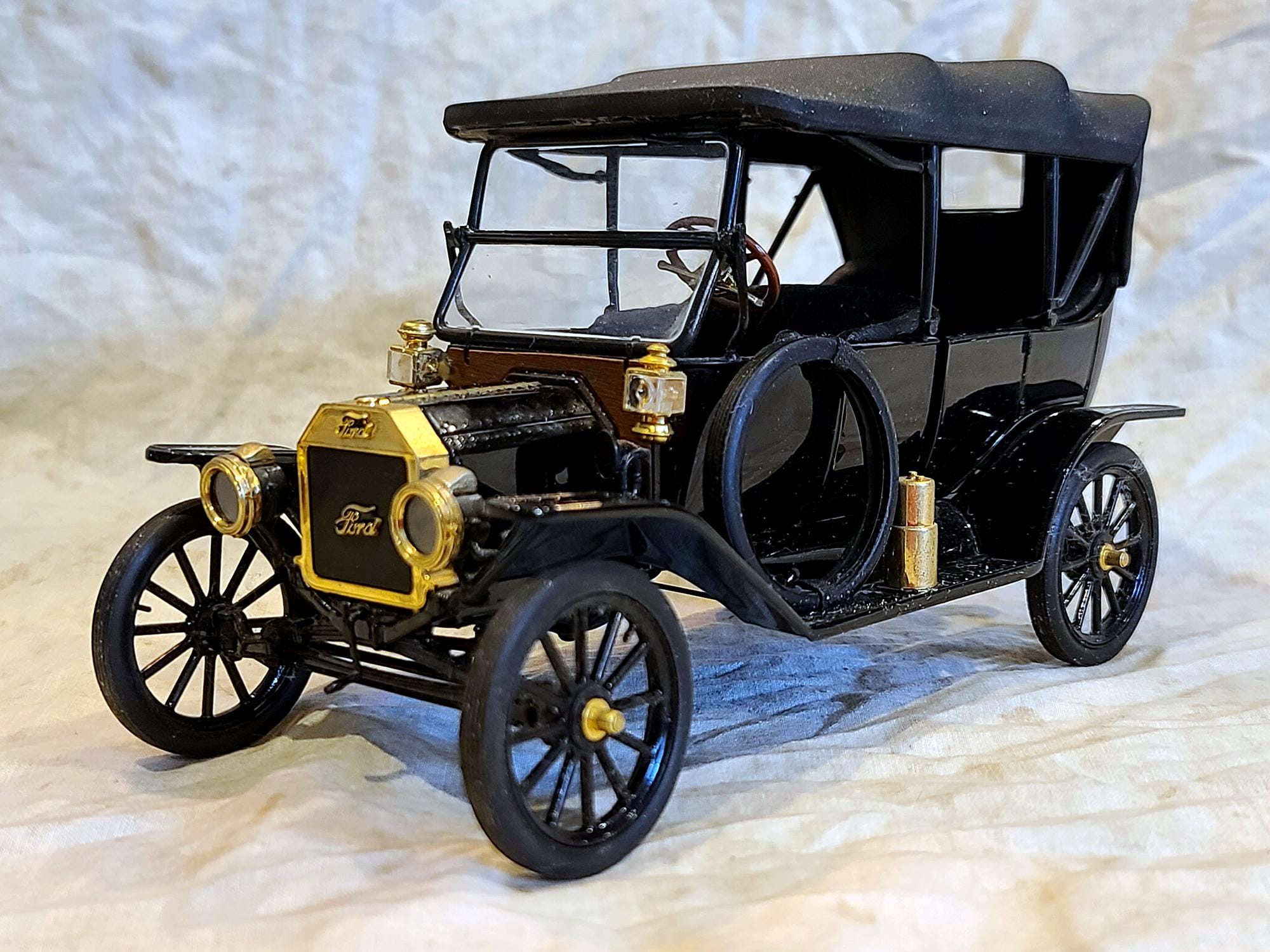 1913 Ford Model T Diecast 1:16 Scale Model by the Franklin Mint Canvass Roof, Steering, Gold Plated Accents, Hinged Doors, Hood Crank Start - Etsy 1913 Ford Model T Diecast 1:16 Scale Model by the Franklin Mint Canvass Roof, Steering, Gold Plated Accents, Hinged Doors, Hood Crank Start - Etsy