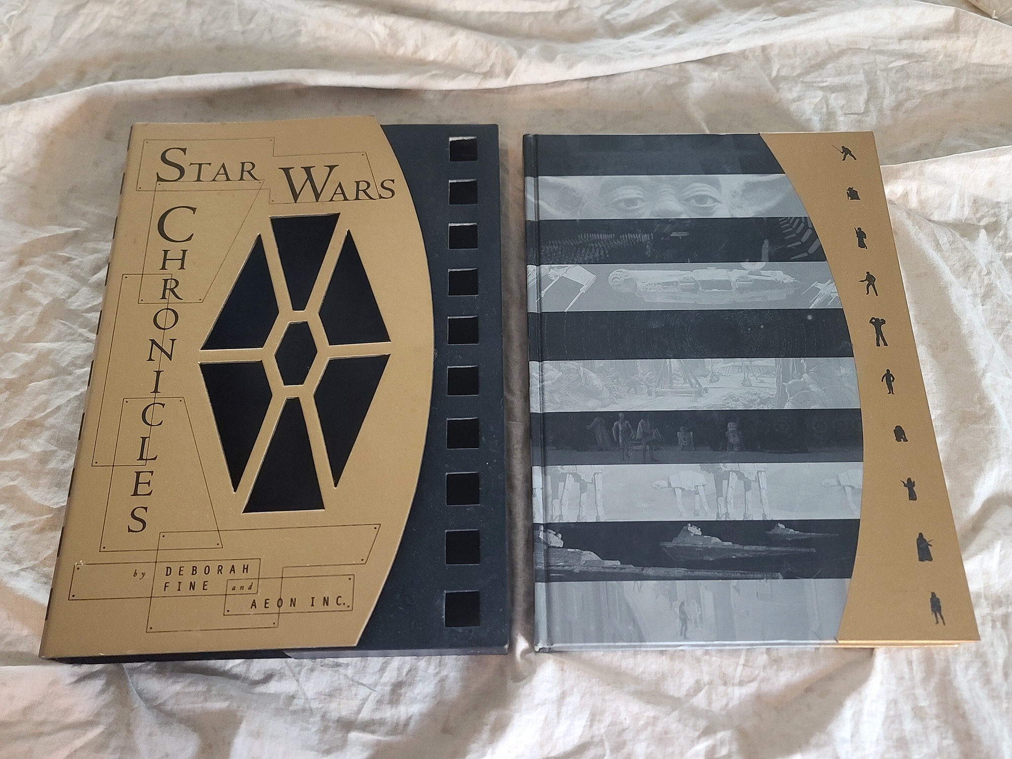Star Wars Chronicles　スターウォーズ　ビジュアルブック　美品 RARE FIRST EDITION Star Wars Chronicles Premium Hardcover Coffee