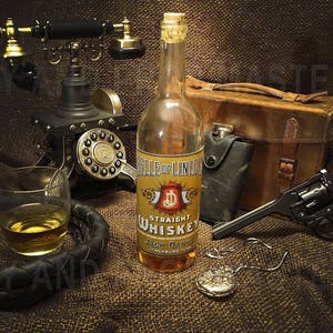 Indiana Jones and the Raiders of the Lost Ark Belle of Lincoln Jack Daniels Whiskey Bottle Replica Prop Belloq Harrison Ford Last Crusade